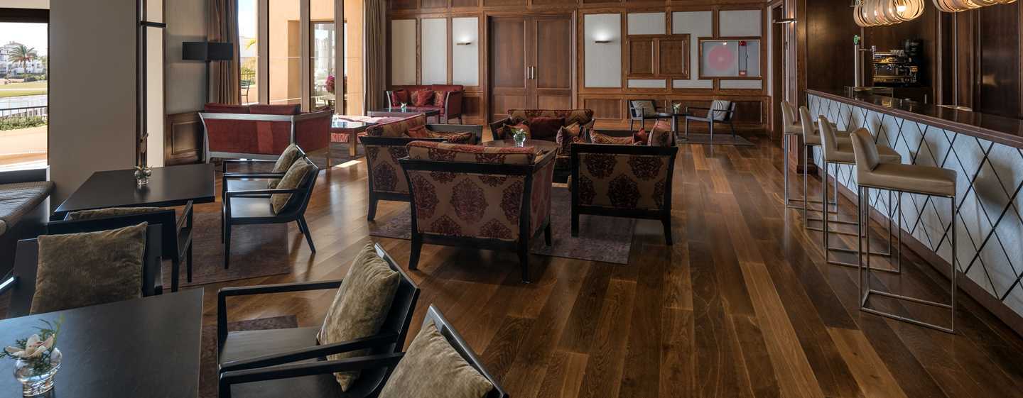 Doubletree By Hilton La Torre Golf Resort Roldán Exterior foto Wood flooring